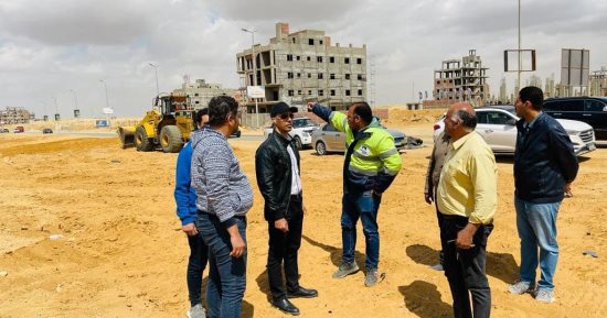 رئيس جهاز "القاهرة الجديدة" يتفقد المشروعات الجارية بالتجمع الثالث 