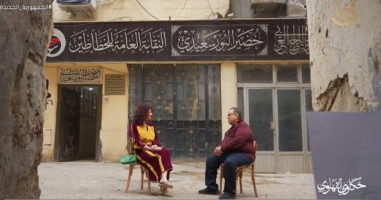 حكاوى القهاوى.. حكاية عم "خضير البورسعيدي" أشهر خطاط في مصر