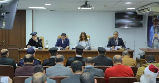 محافظ دمياط تتابع آخر التطورات بملفى التصالح فى مخالفات البناء والمتغيرات المكانية