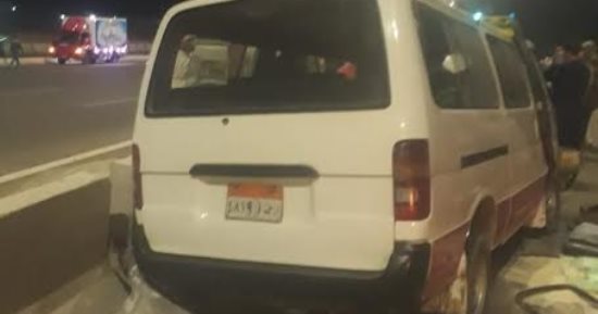 مصرع شخص وإصابة 9 آخرين فى حادث مرورى على طريق مصر الإسماعيلية الصحراوى