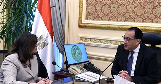 رئيس الوزراء يلتقى وزيرة الهجرة لاستعراض عدد من ملفات العمل