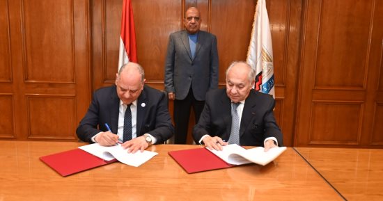 وزير قطاع الأعمال يشهد توقيع مذكرة تفاهم لتطوير شركة النصر للمواسير