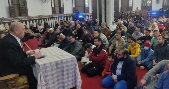 محاضرات وندوات وأداء صلاتي التراويح والتهجد بمساجد كفر الشيخ في الليلة الـ 25