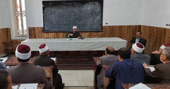 مدير المنطقة الأزهرية بالشرقية يتابع الاستعدادات النهائية لامتحانات آخر العام