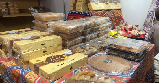 "معارض أهلا رمضان" تطرح كعك العيد بأسعار مخفضة.. طبق مشكل بـ 120 جنيها 