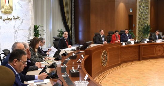 رئيس الوزراء يترأس اجتماع اللجنة العليا للمجلس الوطني للتغيرات المناخية 