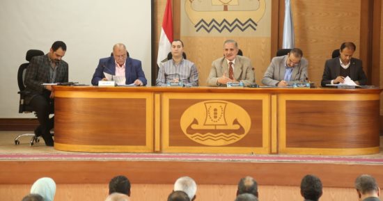 محافظ كفر الشيخ يوجه بسرعة حصر أراضى الدولة غير المستغلة لإقامة مشروعات خدمية