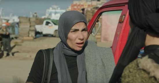 تحت الوصاية الحلقة 10.. منى زكي تبدأ رحلتها مع المطعم وتبيع صيد مركبها
