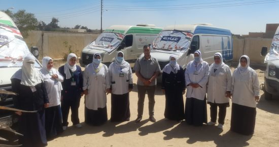 حياة كريمة ببنى سويف.. الكشف وتوفير العلاج لـ1000حالة بقافلة طبية بقرية الأنصار