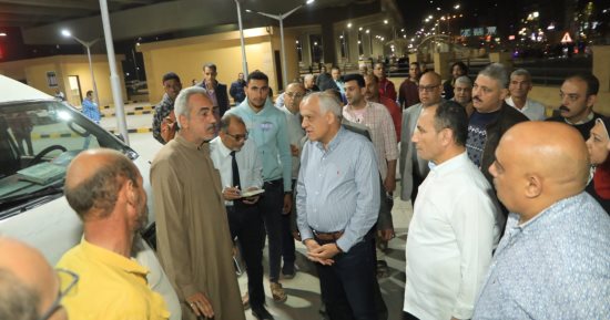محافظ الجيزة يتفقد أعمال إنشاء موقف سرفيس ناهيا أسفل محور كمال عامر 