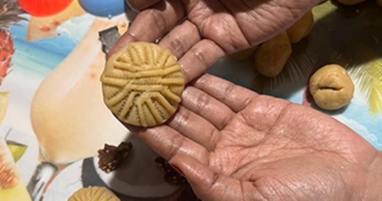 بشاير العيد هلت.. صناعة الكعك والبسكويت فى البيت عادة أهالى الإسكندرية