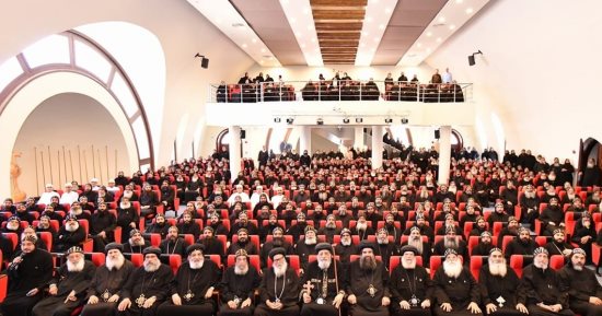 البابا تواضروس الثانى يلتقى رهبان أديرة برية شيهيت والخطاطبة