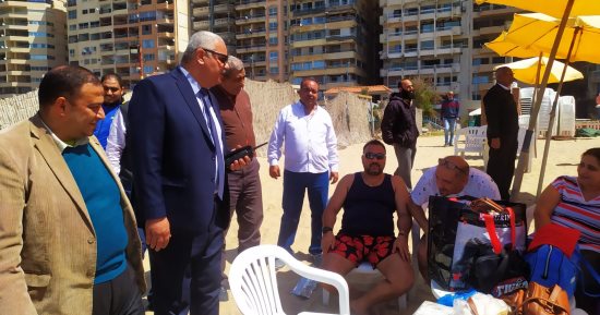 محافظ الإسكندرية يشدد على جاهزية الشواطئ لاستقبال المواطنين خلال الأعياد