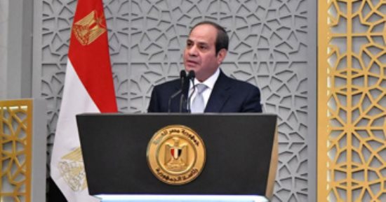 الرئيس السيسى: ليلة القدر مناسبة للتفكر والتأمل فى تغيير مناحى الحياة 