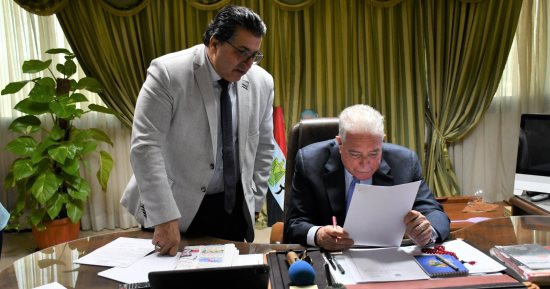 محافظ جنوب سيناء يوجه بسرعة البدء فى إنشاء مدرسة النيل الدولية بشرم الشيخ