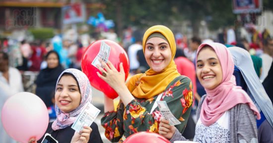 قواعد إتيكيت اختيار الإطلالة في صلاة العيد للرجال والنساء
