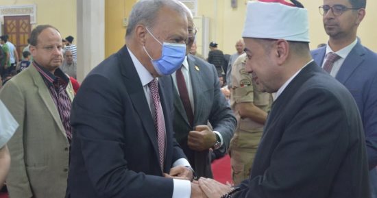 محافظ القليوبية يشهد احتفالية "ليلة القدر" بمسجد ناصر بمدينة بنها بحضور رئيس الجامعة