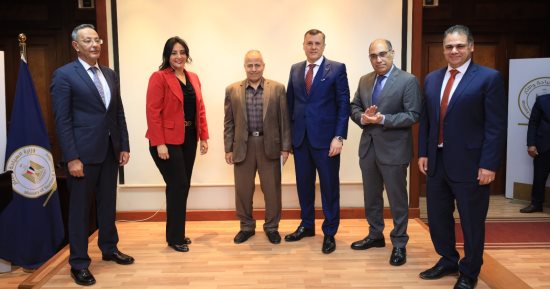 الملتقى الثانى للقيادات العليا والوسطى بوزارة السياحة والأثار برئاسة الوزير وهيئاتها "100 قيادة"