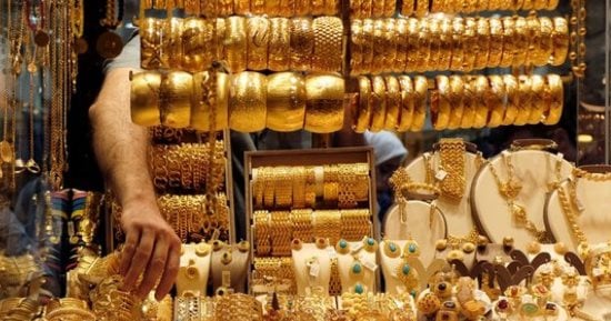 أسعار الذهب تواصل التراجع.. وعيار 21 يسجل 3350 جنيهًا