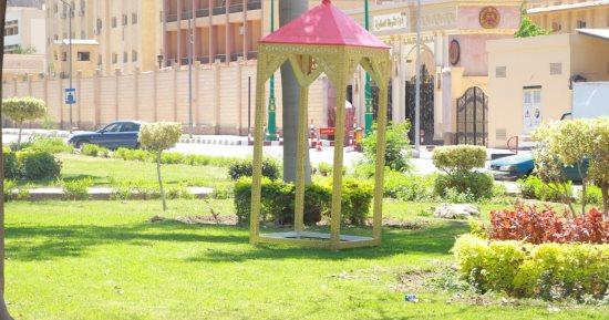 القاهرة تستقبل العيد بحدائق جديدة بميدان الواحة وشارع إحسان عبد القدوس.. صيانة للمسطحات الخضراء والألعاب الترفيهية لاستقبال زوار عيد الفطر.. وتوزيع أكياس لجمع المخلفات مع كل زائر ولا رفع لأسعار التذاكر.. صور