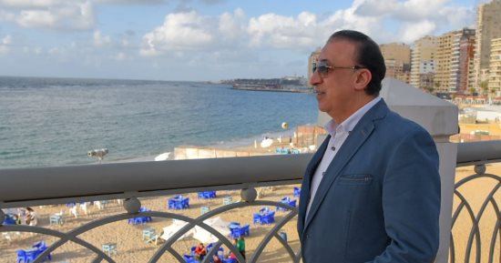 محافظ الإسكندرية: 64 شاطئا و24 حديقة عامة جاهزة لاستقبال المواطنين فى عيد الفطر