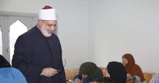 وكيل الأزهر يعتمد نتيجة رواق العلوم الشرعية والعربية بنسبة نجاح 82 %