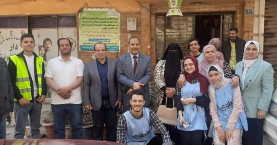 نائب رئيس جامعة المنوفية يزور دور الأيتام بالمنوفية ويقدم التهنئة بعيد الفطر