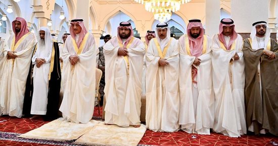 إمام المسجد الحرام خلال خطبة العيد: الإسلام لا يصادم الفطرة وحاجتها إلى المرح