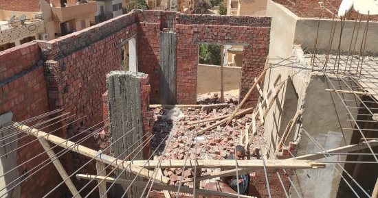 تنفيذ حملات إزالة مخالفات بناء وإشغالات بـ"أكتوبر والشروق والقاهرة الجديدة"
