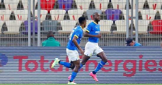 صن داونز يتقدم على بلوزداد 2-1 في شوط مثير بدوري أبطال أفريقيا