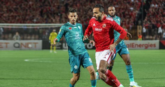 75 دقيقة.. الأهلي 1 - 0 الرجاء المغربي.. تغييرين للأحمر.. صور