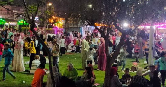 إقبال شديد على حدائق القناطر الخيرية فى ثالث أيام عيد الفطر.. صور