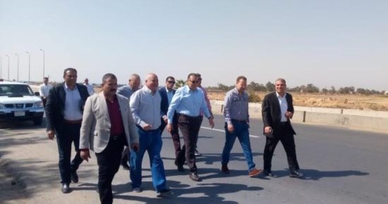 محافظ الشرقية يتفقد أعمال التطوير بطريقى الصالحية الجديدة والقديمة