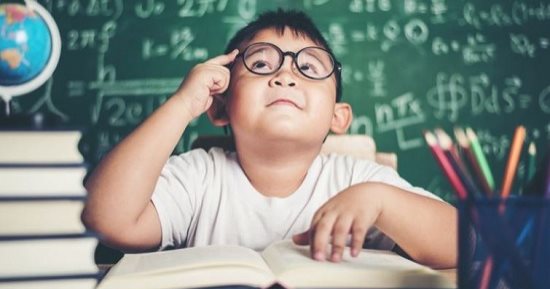لو ما لحقتيش تفسحيه.. إزاي ترفهي عن طفلك وقت المذاكرة والامتحانات؟