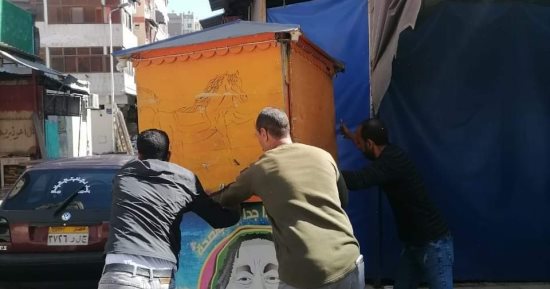 إزالة إشغالات وتعديات بمحيط أسواق حى العرب ببورسعيد.. صور
