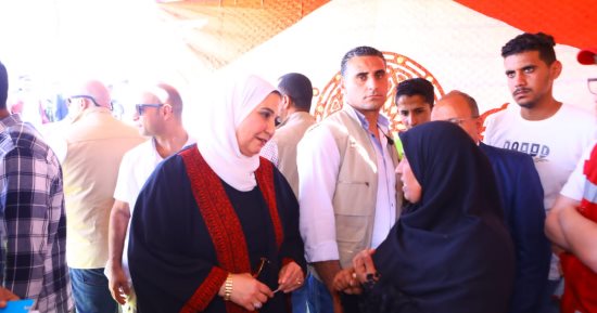 وزيرة التضامن تفتتح معرض المنتجات التراثية واليدوية "ديارنا عربية" بشمال سيناء
