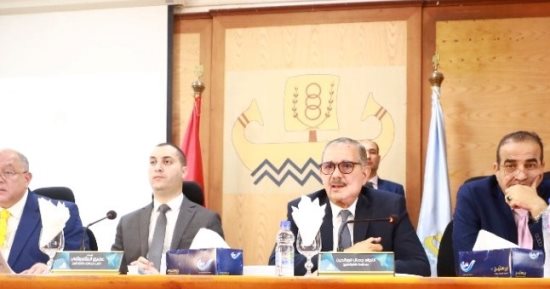 محافظ كفر الشيخ يوجه باستمرار حملات إزالة التعديات ومتابعة الأسواق