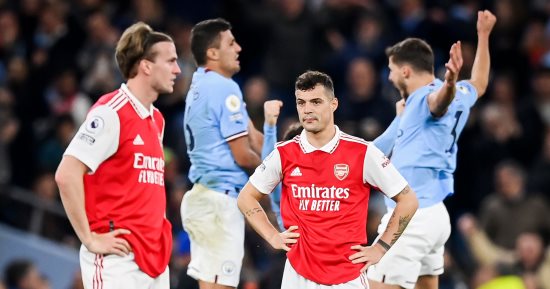 ترتيب الدورى الإنجليزى.. أرسنال يتصدر مؤقتا بعد رباعية مانشستر سيتى