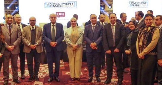 كيف تواجه الدولة غلاء ارتفاع أسعار منتجات اللحوم البيضاء.. وزارة التموين تطرح الذرة الصفراء فى البورصة السلعية لتوفير الأعلاف لصغار مربى الدواجن.. إتاحة الأعلاف للمزارع بطاقة إنتاجية حد أقصى 20 ألف طائر سنويًا