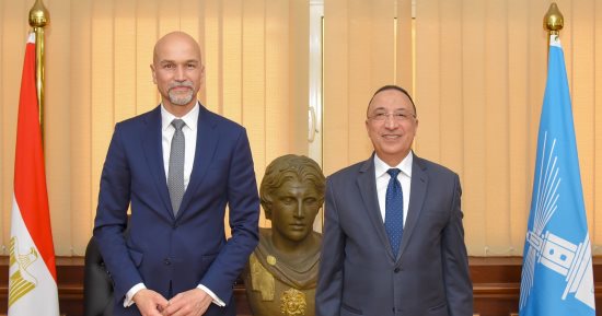محافظ الإسكندرية يبحث مع قنصل عام فرنسا تعزيز سبل التعاون