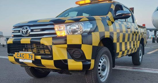 إحلال وتجديد سيارات الإرشاد بمطار القاهرة لتقديم أفضل خدمة للطائرات