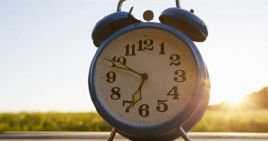 جهز نفسك وقدم ساعتك.. وسر اختيار الحكومة الجمعة لبدء العمل بالتوقيت الصيفى