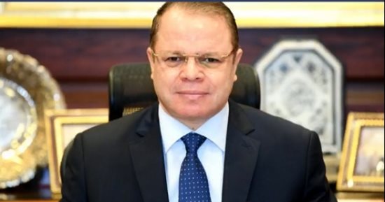 النيابة العامة تأمر بحبس 3 متهمين تعرضوا لسيدة أجنبية بوسط البلد