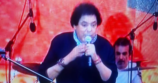 الكينج محمد منير: فخور بالغناء على أرض سيناء الحبيبة