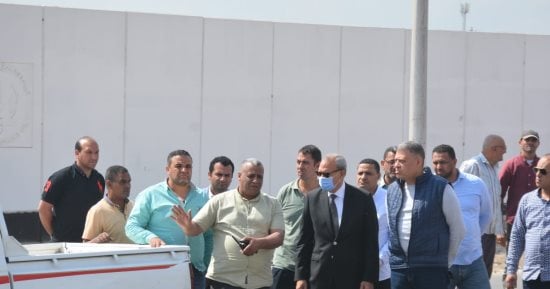 محافظ القليوبية يتابع أعمال النظافة والإشغالات بمدن شبرا الخيمة والخصوص