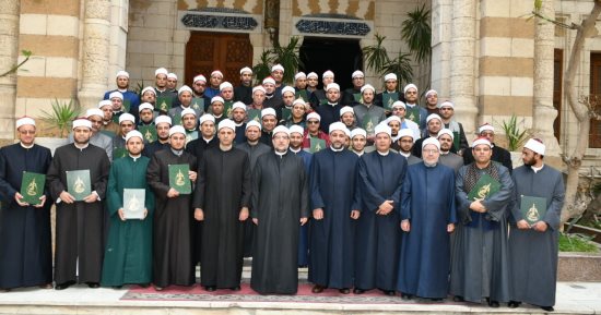 وزير الأوقاف للأئمة والقراء الموفدين: تلقينا العديد من رسائل الشكر والإشادة بأدائكم
