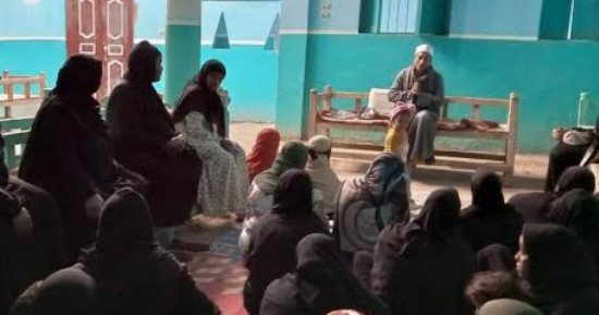 القومى للمرأة بأسوان يواصل تنظيم 24 جلسة دوار داخل قرى "حياة كريمة"