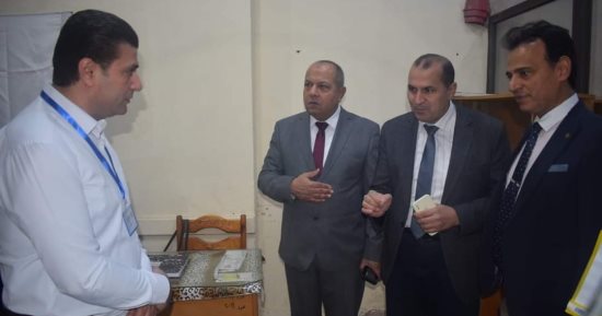 نائب القابضة للكهرباء يتفقد مراكز خدمة عملاء الشيخ زايد.. صور