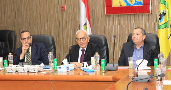 وزير التعليم يوجه بتهيئة لجان شمال سيناء لراحة الطلاب أثناء تأدية الامتحانات