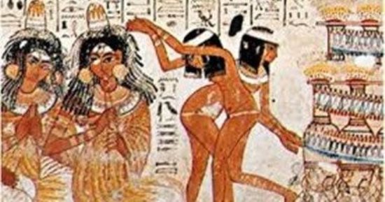 تقرب من الآلهة وطرد للأرواح الشريرة.. كيف تتحدث عن علاقة المصري القديم بالرقص؟